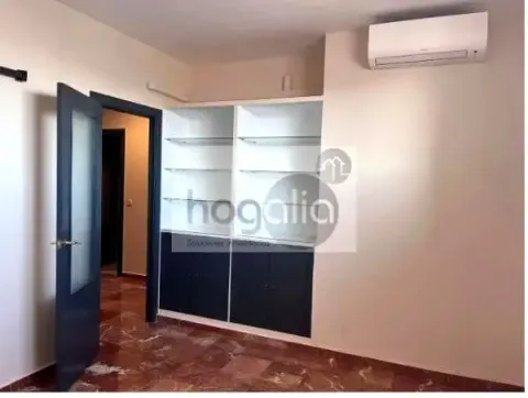 Apartamento 90 m² em Sevilla