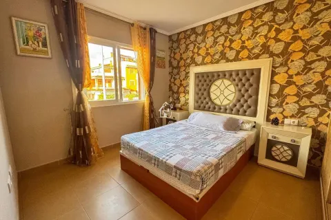 Pis de 65 m² a Oriola