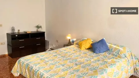 Habitació de lloguer, Montcada