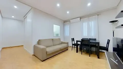 Wohnung 67 m² in Madrid