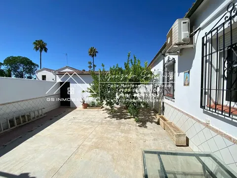 Casa de 300 m² a Lucena