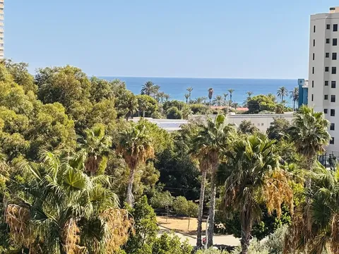 Pis de 100 m² a Alacant