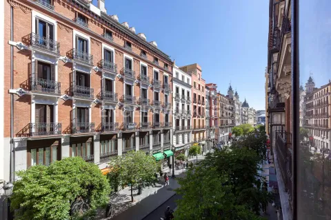 Flat 110 m² in Madrid