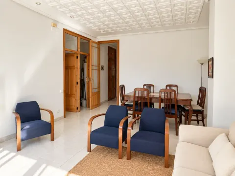Appartement 97 m² à Valence (2/7)