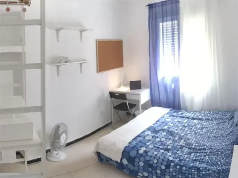 Habitación 150 m², Sevilla