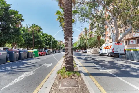 Pis de 180 m² a València