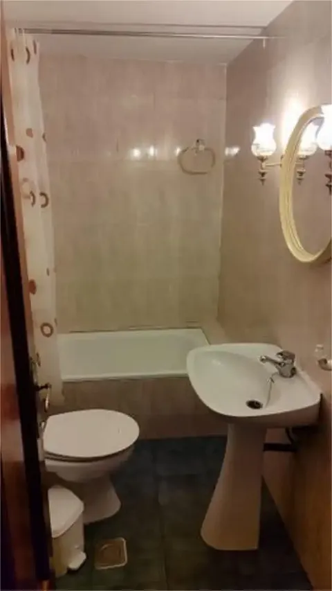 Pis de 75 m² a Còrdova