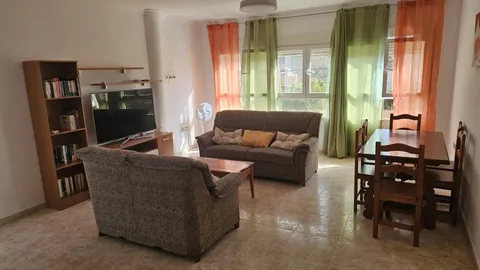 Apartamento 90 m² em Fines