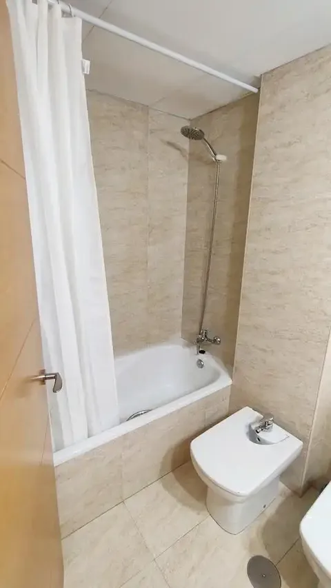 Pis de 65 m² a Còrdova
