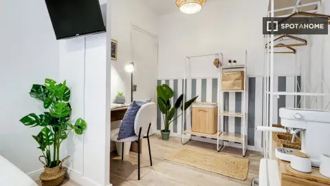 Habitación en alquiler, Barcelona (2/19)