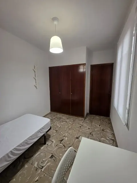 Habitació de lloguer, Gandia