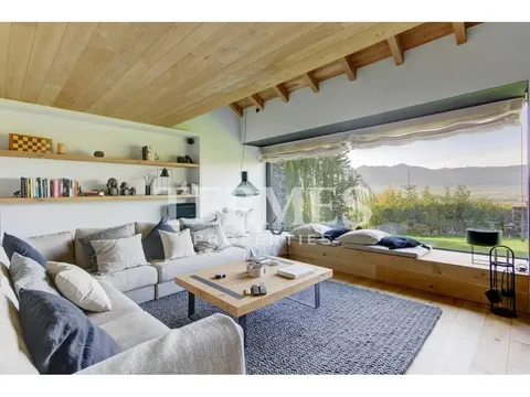 House 405 m² in Bolvir