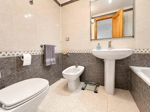 Pis de 80 m² a València