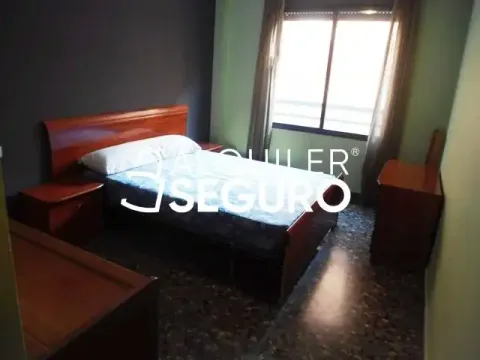 Pis de 70 m² a València