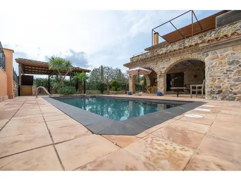 Casa de 282 m² a Garrigàs
