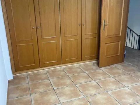 Будинок 130 м² у Montcada / Moncada