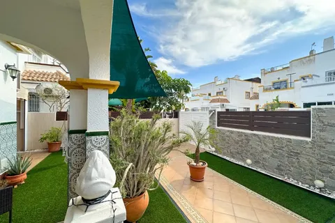 Casa de 150 m² a Torrevella