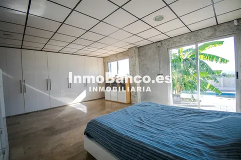 Casa de 411 m² a Torrent
