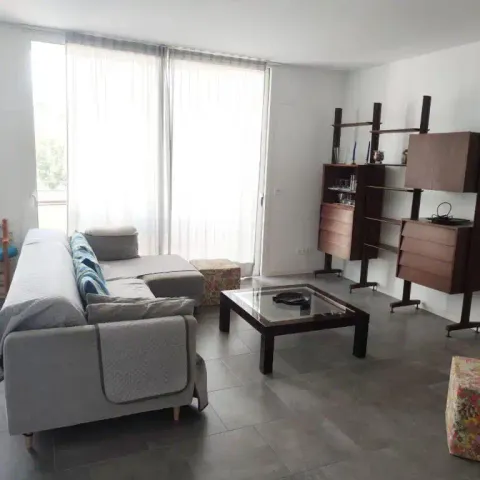 Pis de 85 m² a Badalona