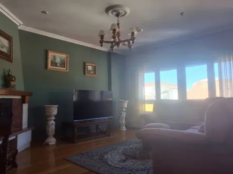 Habitación en alquiler, Carballo (3/18)