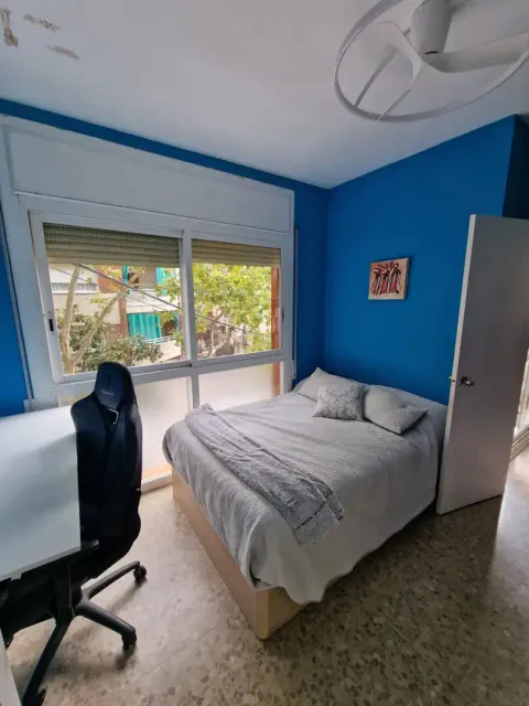 Room for rent, Barcelona (3/10)