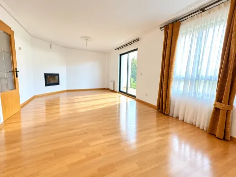 Casa 238 m² a A Coruña