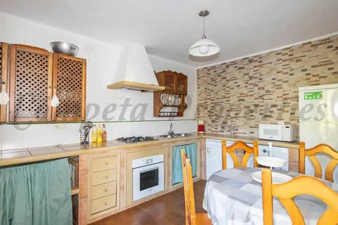 Haus 174 m² in Frigiliana