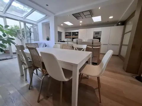 Casa de 258 m² a Estepona