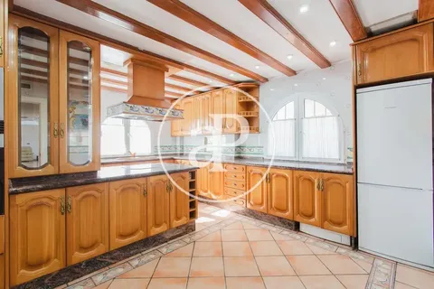 Haus 500 m² in l'Eliana