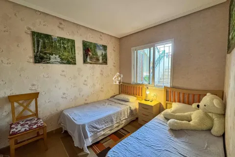 Pis de 65 m² a Oriola