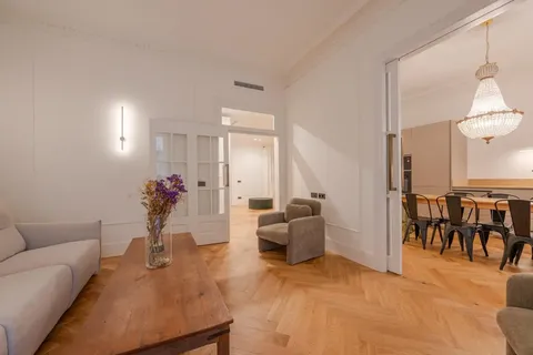 Pis de 540 m² a Girona