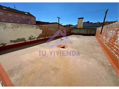 Wohnung 129 m² in Saldaña