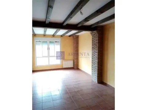 Maison 130 m² à Cáceres