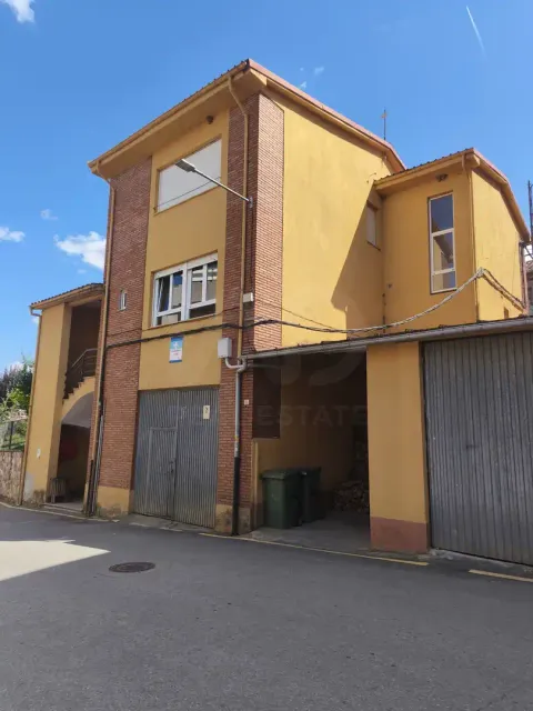 Apartamento 95 m² em Almanza