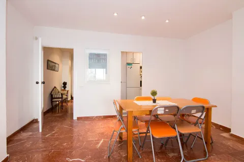 Piso de 140 m² en Granada (2/24)