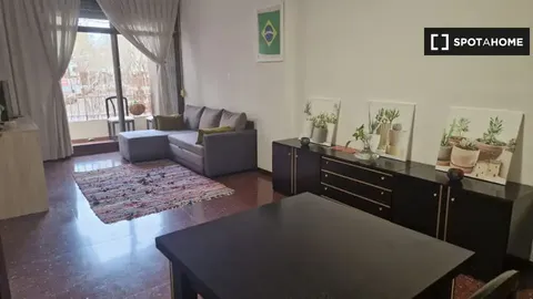 Habitació de lloguer, Barcelona