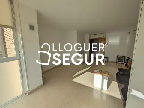 Pis de 68 m² a Terrassa (3/17)