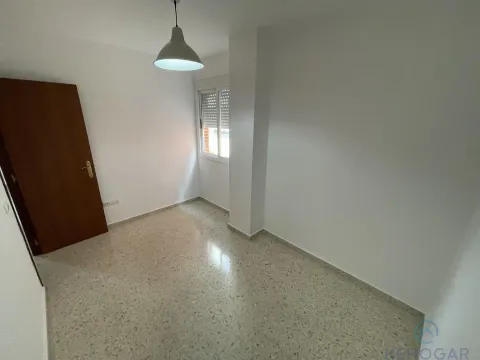 Pis de 85 m² a Dos Hermanas