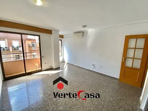 Pis de 73 m² a València