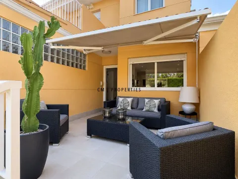 Casa de 292 m² a Godella