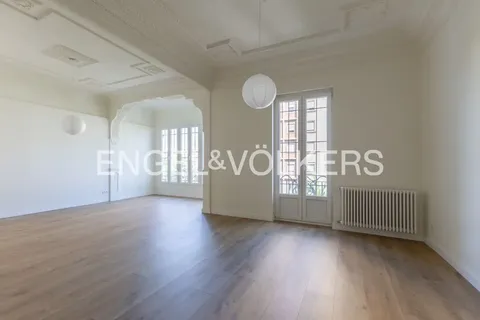 Pis de 180 m² a València