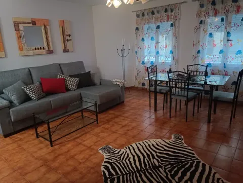 Flat 70 m² in Pozo Alcón (3/15)
