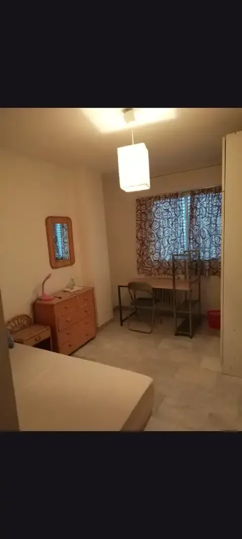 Wohnung 90 m² in Granada