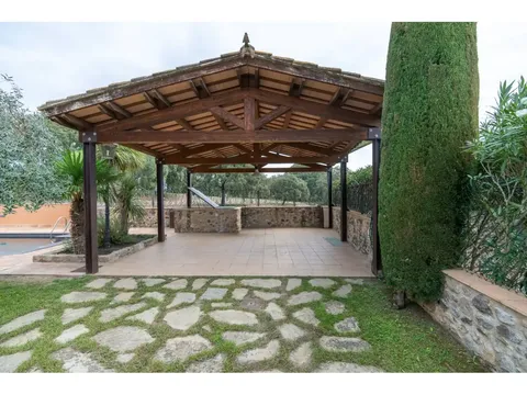Casa de 282 m² a Garrigàs