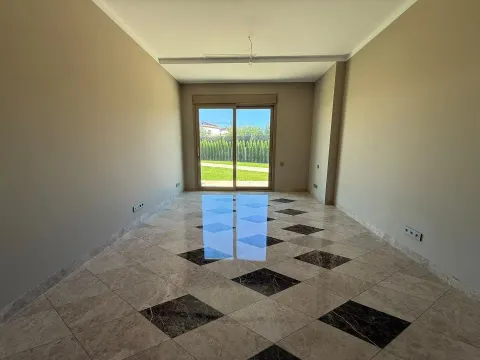 Будинок 1100 м² у Torrevieja