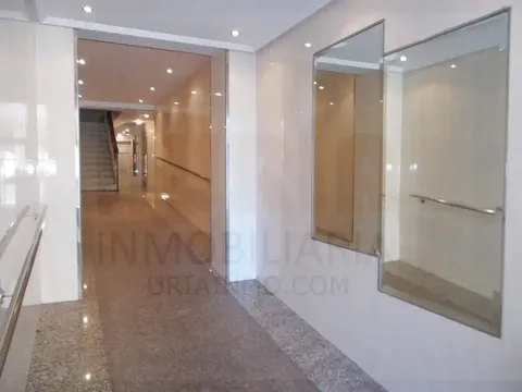 Pis de 60 m² a Oviedo