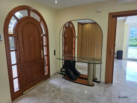 Casa de 385 m² a Sant Fost de Campsentelles (4/42)
