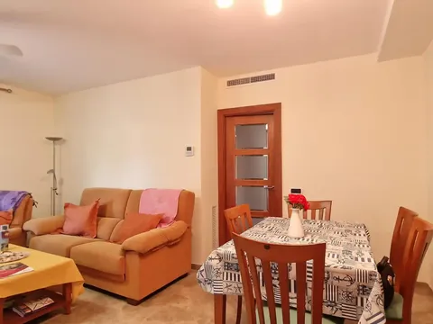 Wohnung 75 m² in Roda de Berà