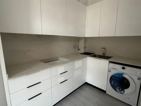 Pis de 72 m² a Montcada