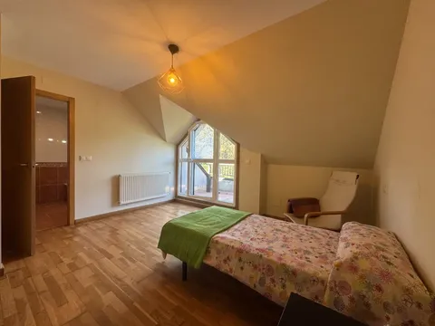 Casa de 153 m² a Teo